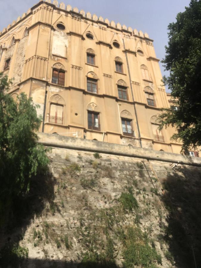 Around Cassaro Holiday House 巴勒莫 外观 照片